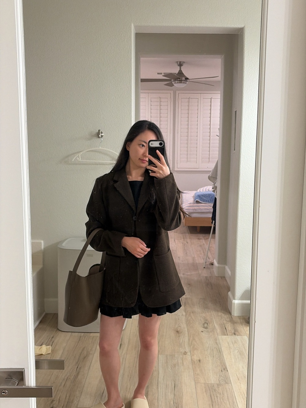 H&M Dark Brown Wool-Blend Blazer – Size M 🍂☕️
